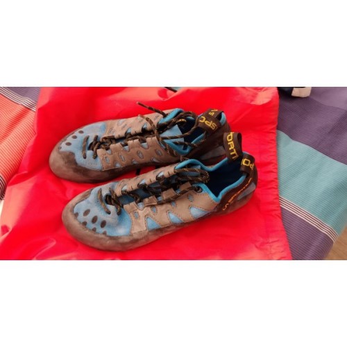 Tarantulace Space Blue Clay La Sportiva Ireland